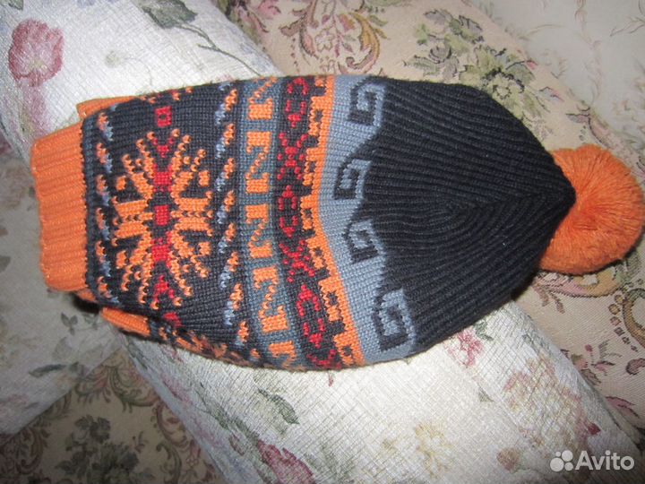 Шапки с помпоном - 2 шт