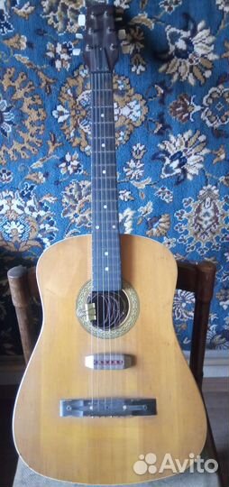 Гитара акустическая со звукоснимателями