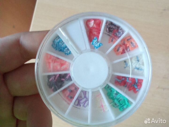 Набор украшений для маникюра
