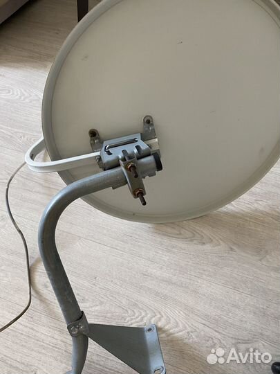 Спутниковая тарелка триколор