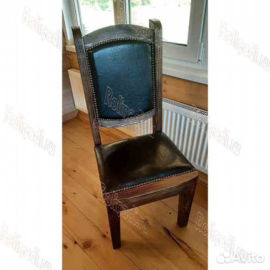 Стол и стулья