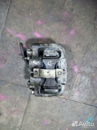 Суппорт тормозной передний правый УАЗ Patriot