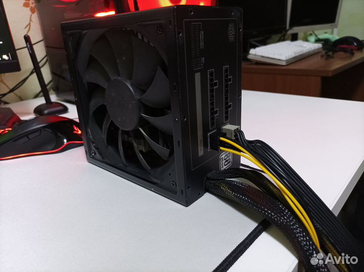 Блок питания 700w