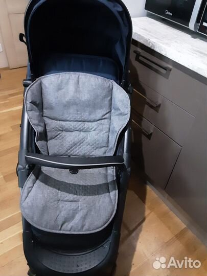 Коляска прогулочная babyzz