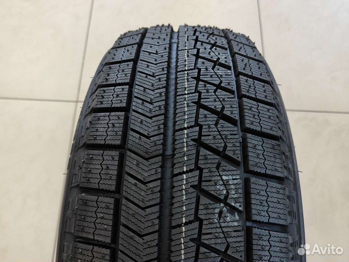 Bridgestone Blizzak VRX 205/60 R16 92S