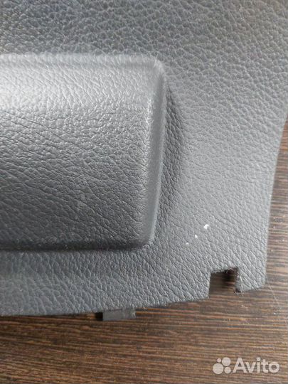 Накладка консоли Volkswagen Touareg 1 4.2 2006