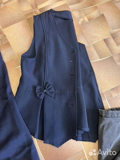 Продам пакетом вещи на девочку