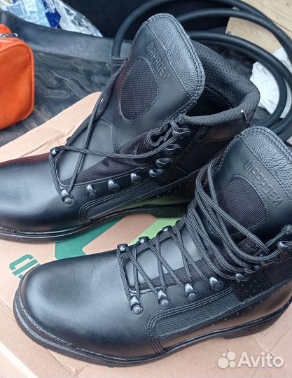 Ботинки новые