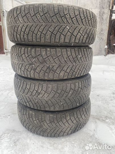 Michelin X-Ice North 4 SUV 225/60 R17