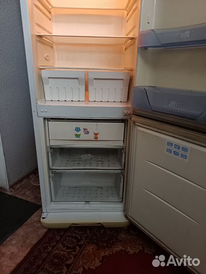 Холодильник 2-камеры