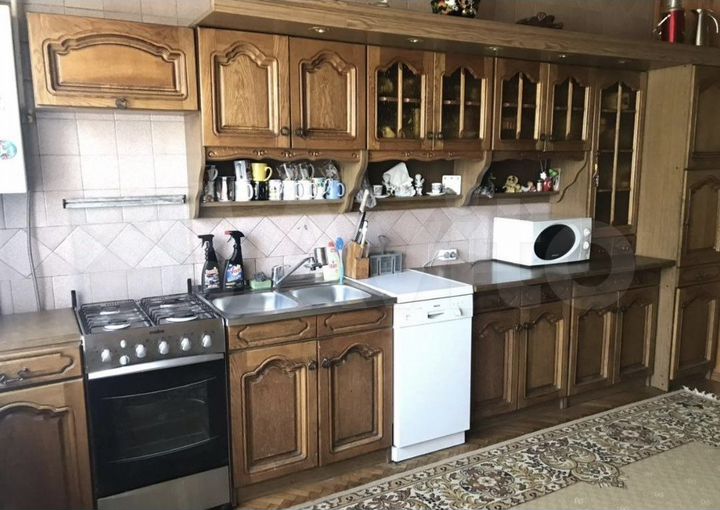 Дом 228 м² на участке 20 сот.