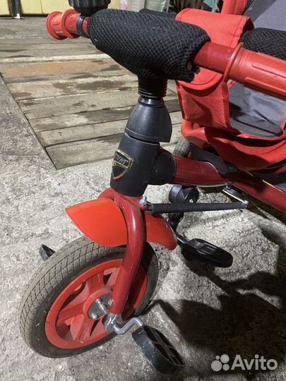 Трехколесный велосипед с родительской ручкой