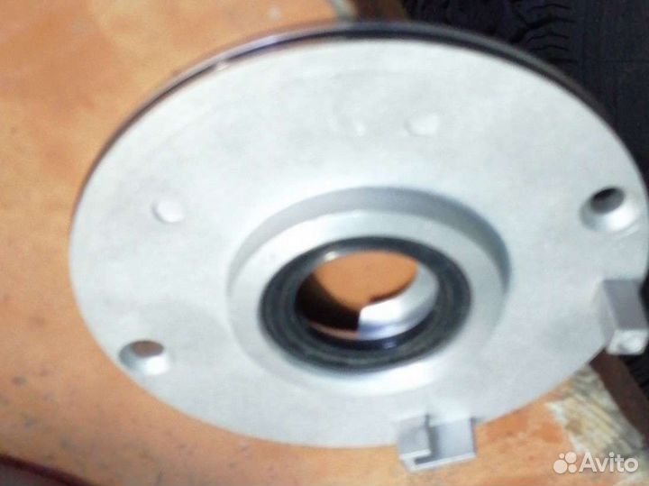 Крышка коленвала Альфа 100-110 куб.см