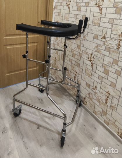 Ходунки для взрослых на колесах бу