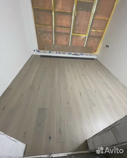 Укладка ламината, наливной пол