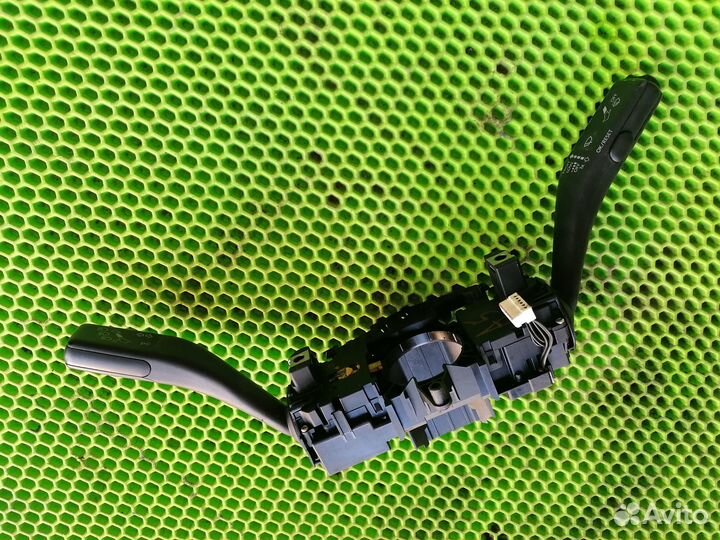 Подрулевой переключатель на Шкода Октавия А5 04-13