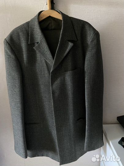 Продам мужской костюм