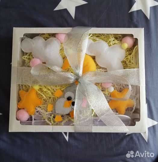 Музыкальный мобиль в детскую кроватку 