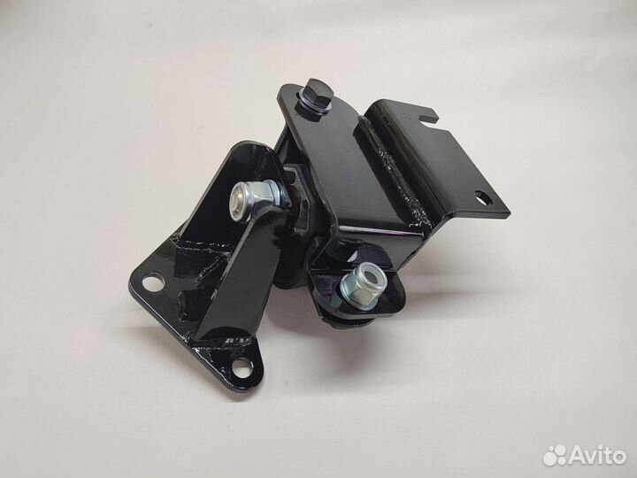 Левая опора двигателя Лада Веста 8450006299