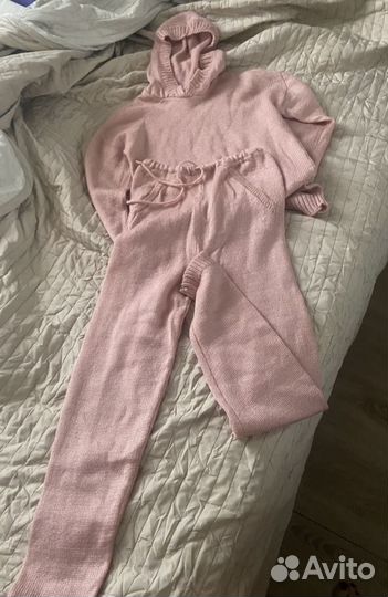 Костюм шерстяной на девочку