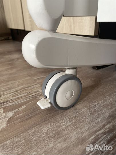 Детская кроватка с матрасом