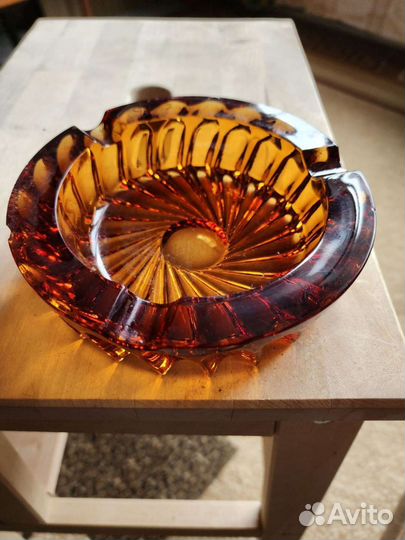 Пепельница СССР цветное стекло