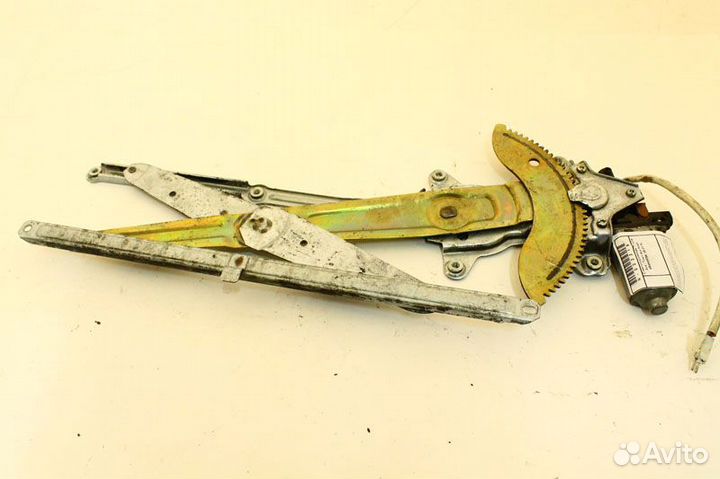 Стеклоподъемник toyota Lite Ace / Town ace Noah R4