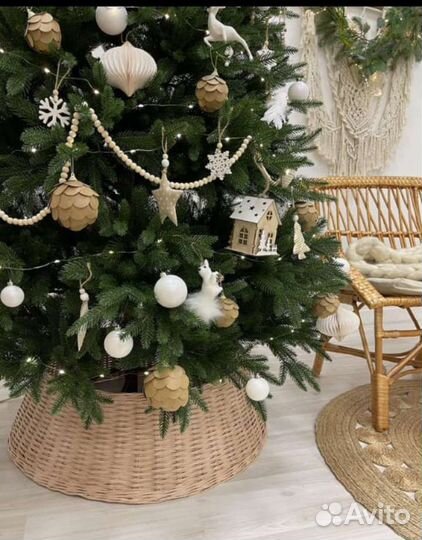 Корзина под елку декоративная