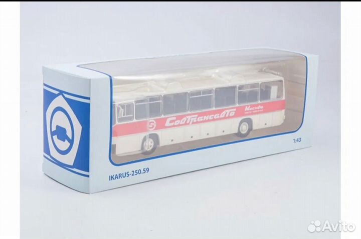 Модель автобуса Икарус -250.59 сова