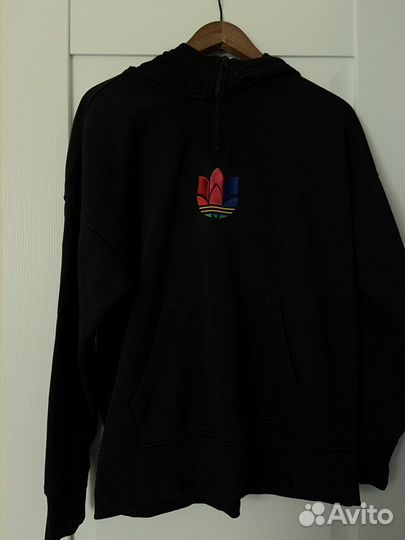 Спортивный костюм adidas