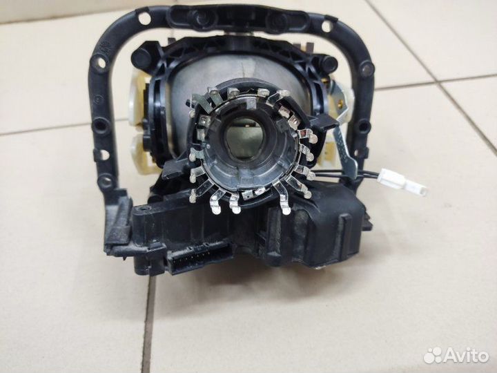 Линза фары левая Land Rover Discovery L319