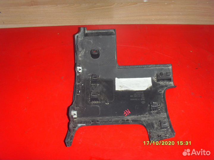 Накладка на торпедо Volkswagen Touareg (NF) (7P5)