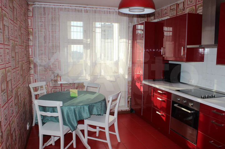 2-к. квартира, 67 м², 10/15 эт.