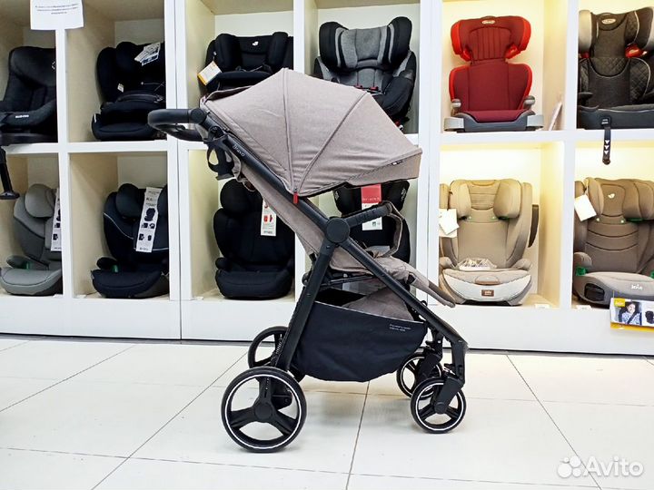 Прогулочная коляска Carrello Bravo 2022 Linen Beig