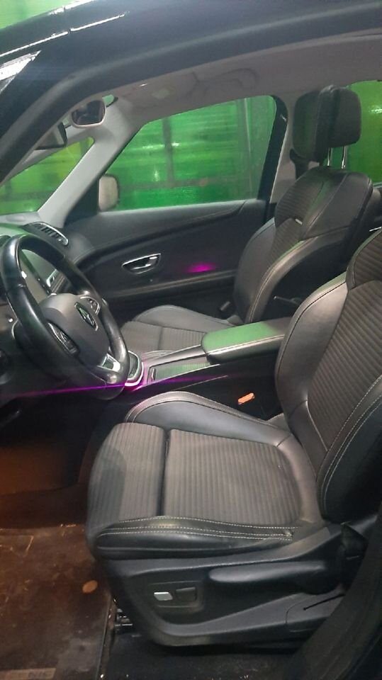 Renault Grand Scenic: фото владельца