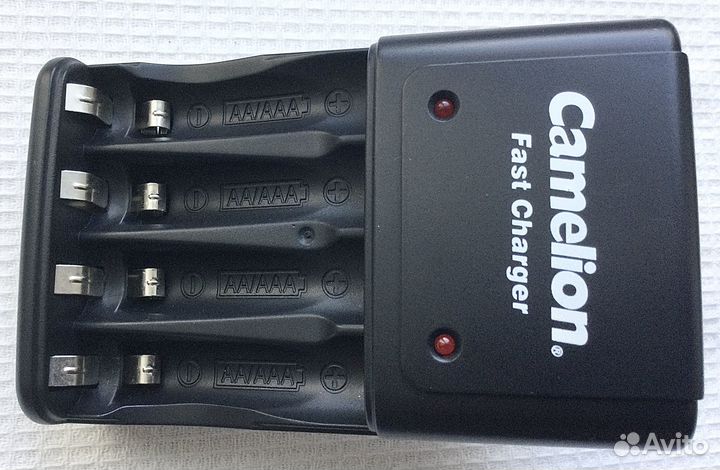 Зарядное устройство Camelion BC1014