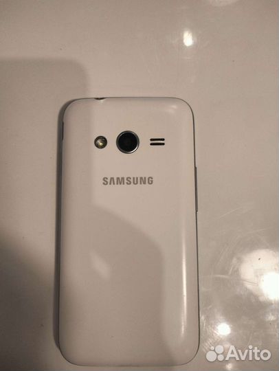 Телефон Samsung