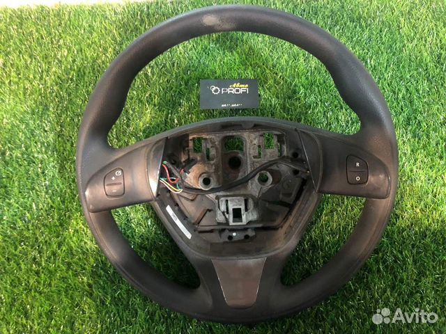 В наличии рулевое колесо без airbag на Renault