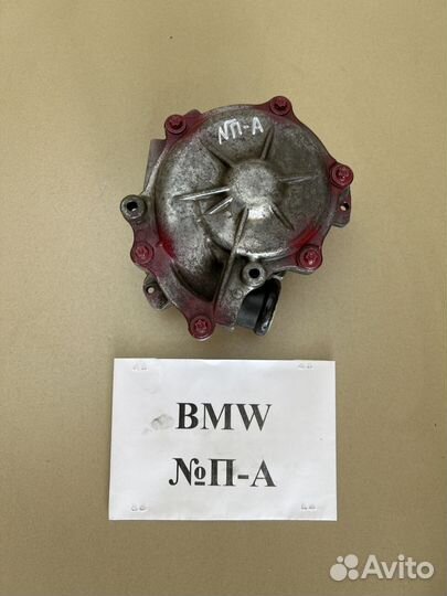 Помпа водяная BMW 3 E90