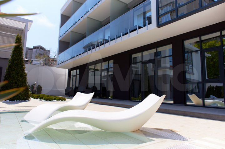 Дом 700 м² на участке 5 сот.