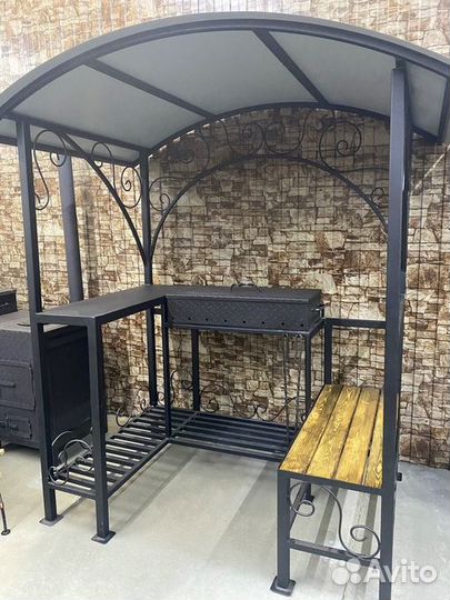 Беседка с мангалом