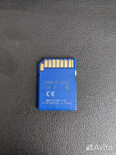 Карта памяти MicroSD