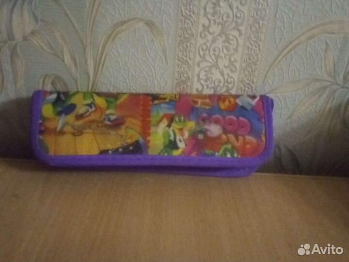 Пенал школьный