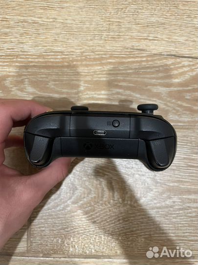 Геймпад xbox one