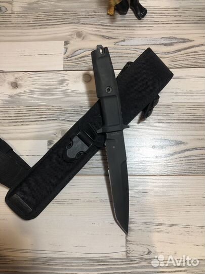 Нож Extrema Ratio