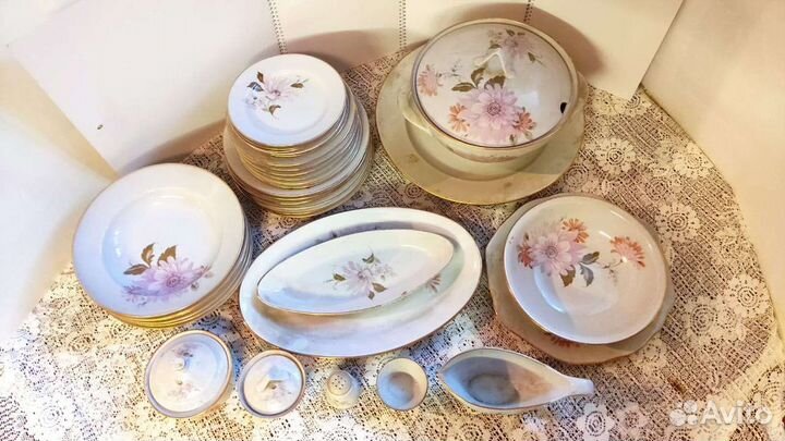 Сервиз столовый Хризантемы, Дулево