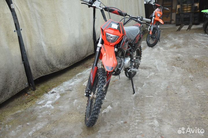 Питбайк Regulmoto seven medalist PRO 140