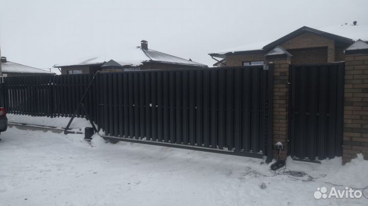 Ремонт автоматических ворот и рольставней