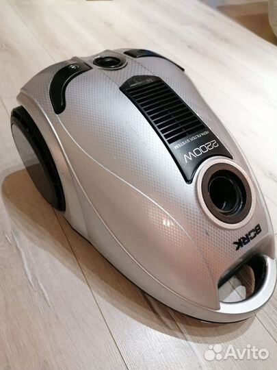 Пылесос bork- v 502, 2200 вт Мощный