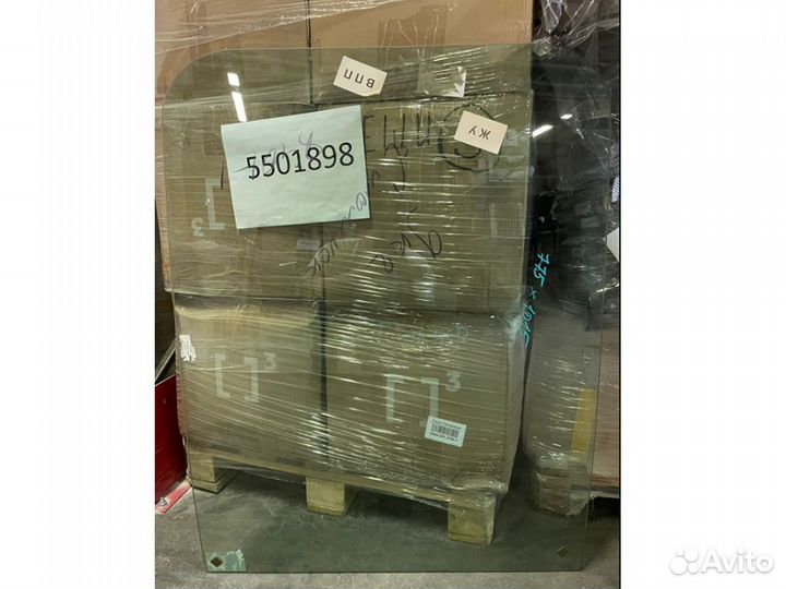 Стекло лобовое верхнее Bucher